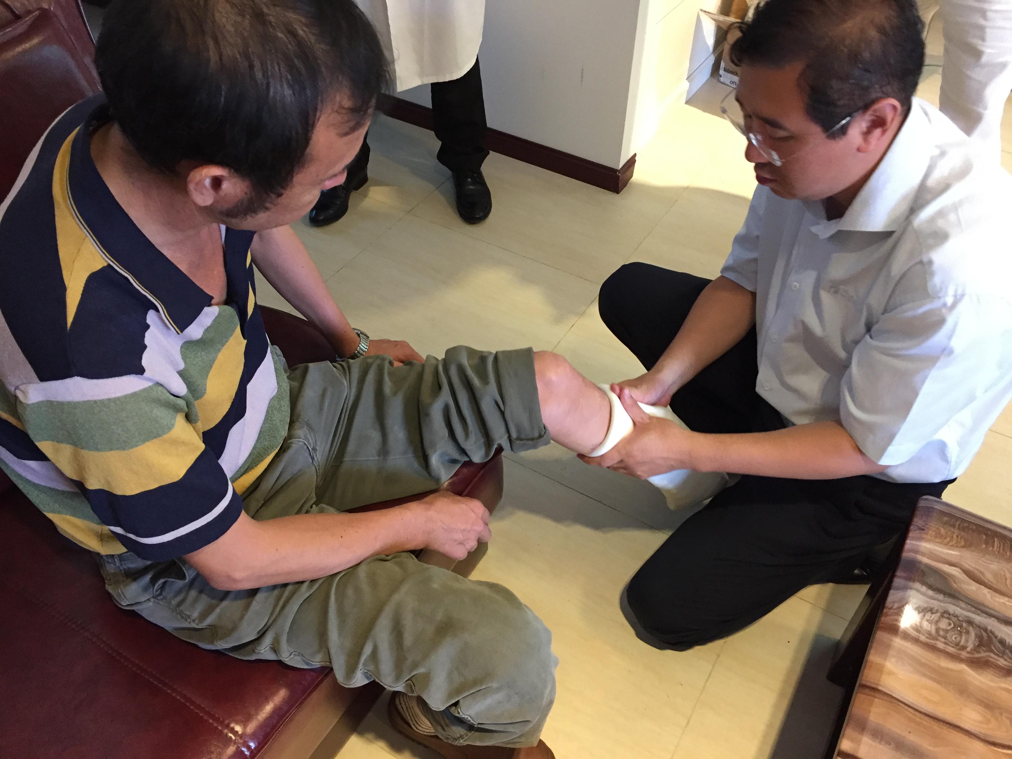 截肢患者進行安裝假肢應(yīng)該考慮問題事項(圖1) 截肢患者進行安裝假肢應(yīng)該考慮問題事項(圖1)